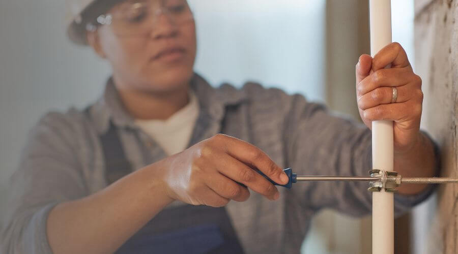 Professional industrial roofing company in Gates, OR